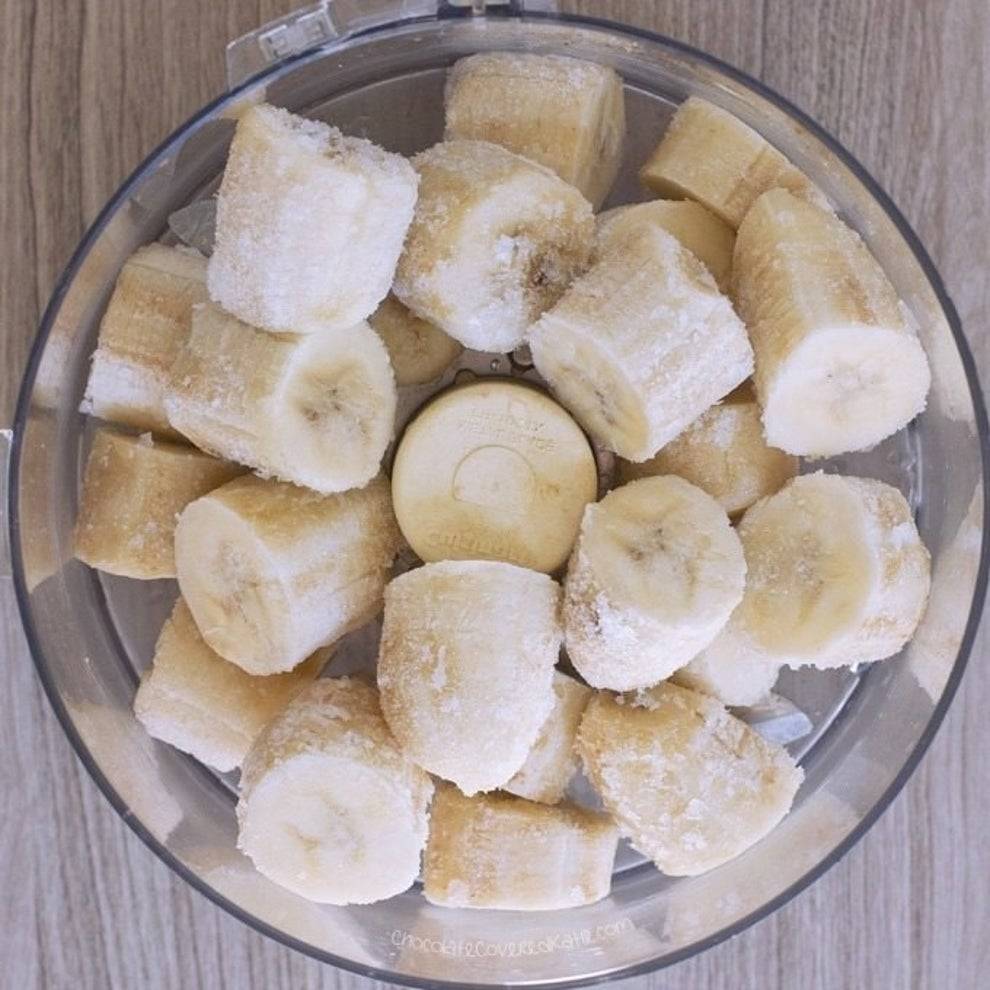 frozen bananas A glass bowl holds frozen banana slices.