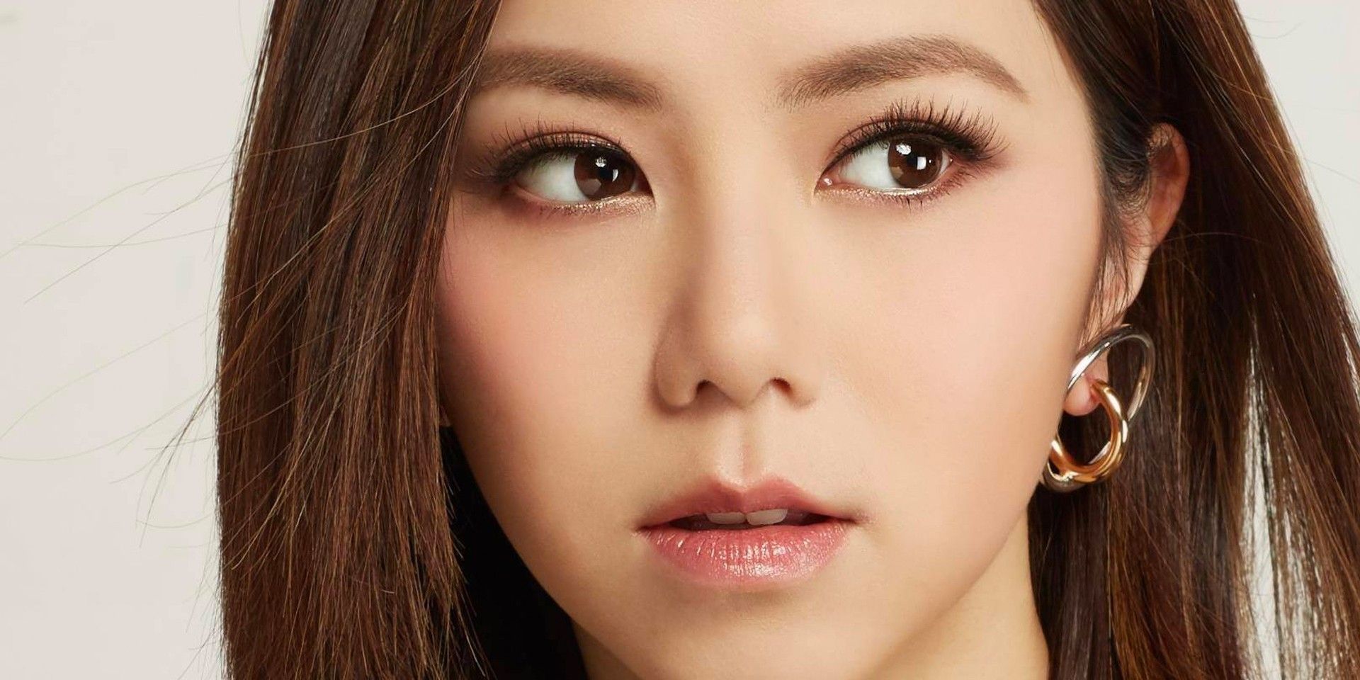 G.E.M.邓紫棋庆祝出道10周年宣布将发行三张新EP | Bandwagon | Music media championing and