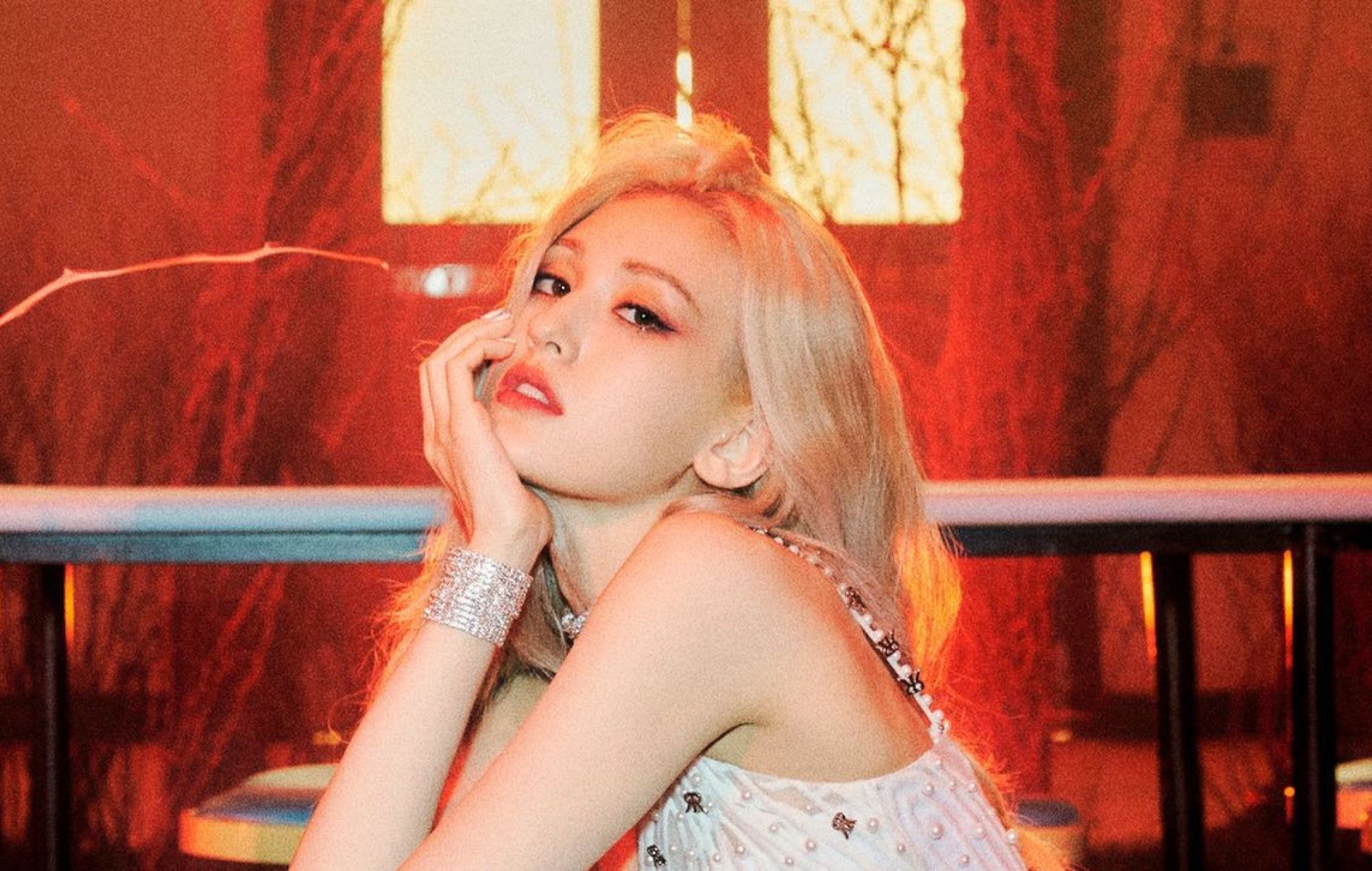 Somi&#39;s latest single &#39;Dumb Dumb&#39; is a frustrating comeback that lacks originality and spark